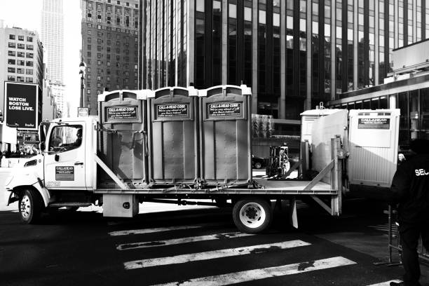 Best Porta potty rental for parties  in Mclouth, KS